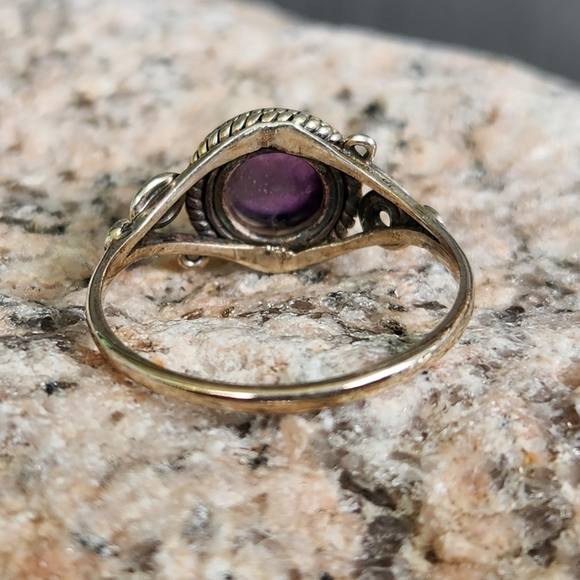 NEW Sterling Silver 925 Round Bezel Set Amethyst Ring Size 8 - Picture 4 of 9